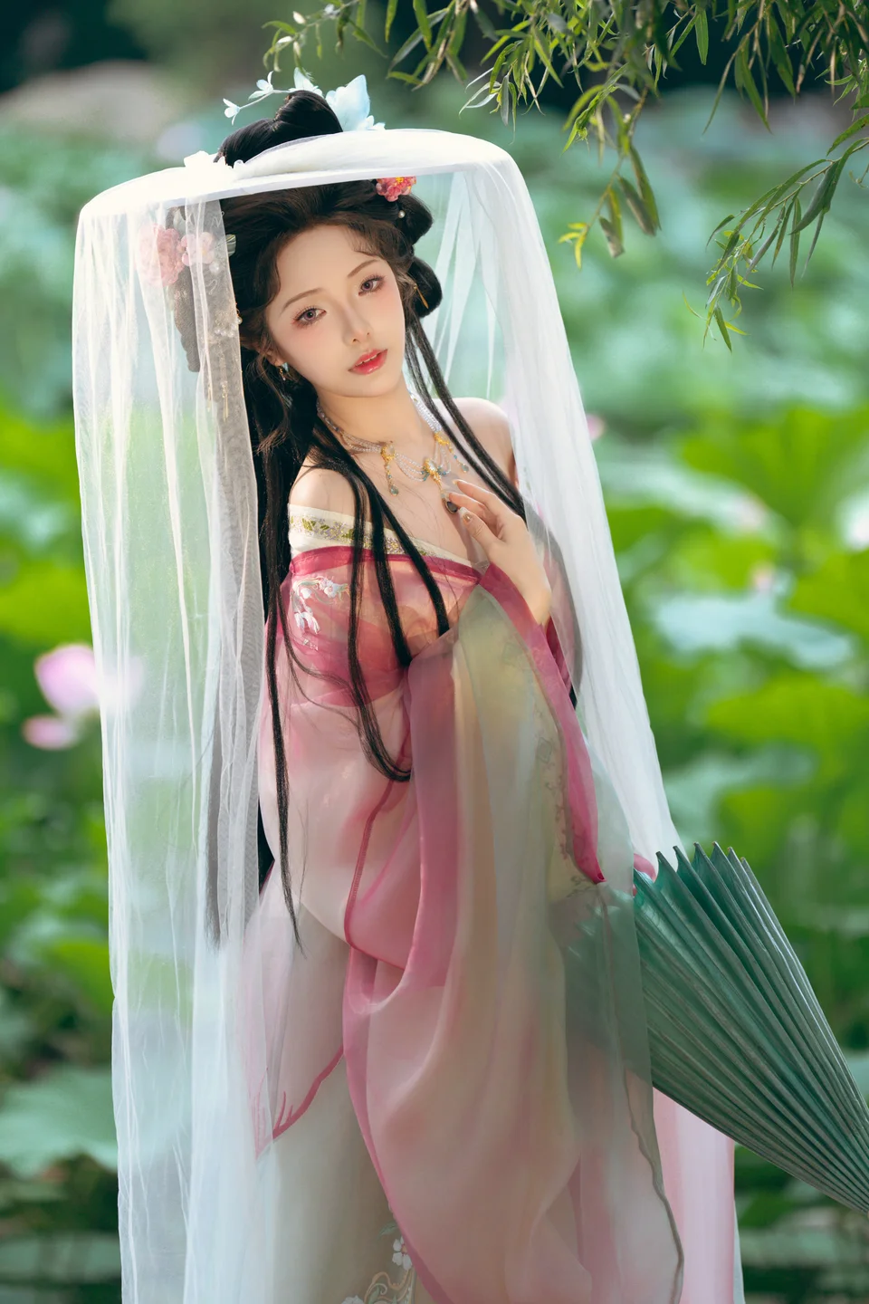 雯妹不讲道理 - 祝您中秋快乐owo [20P-156MB] tg@simisebaisi 【丝足阁】017.webp